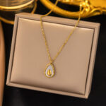Collar Dakota Aguacate en Baño de Oro - Miguela Jewelry